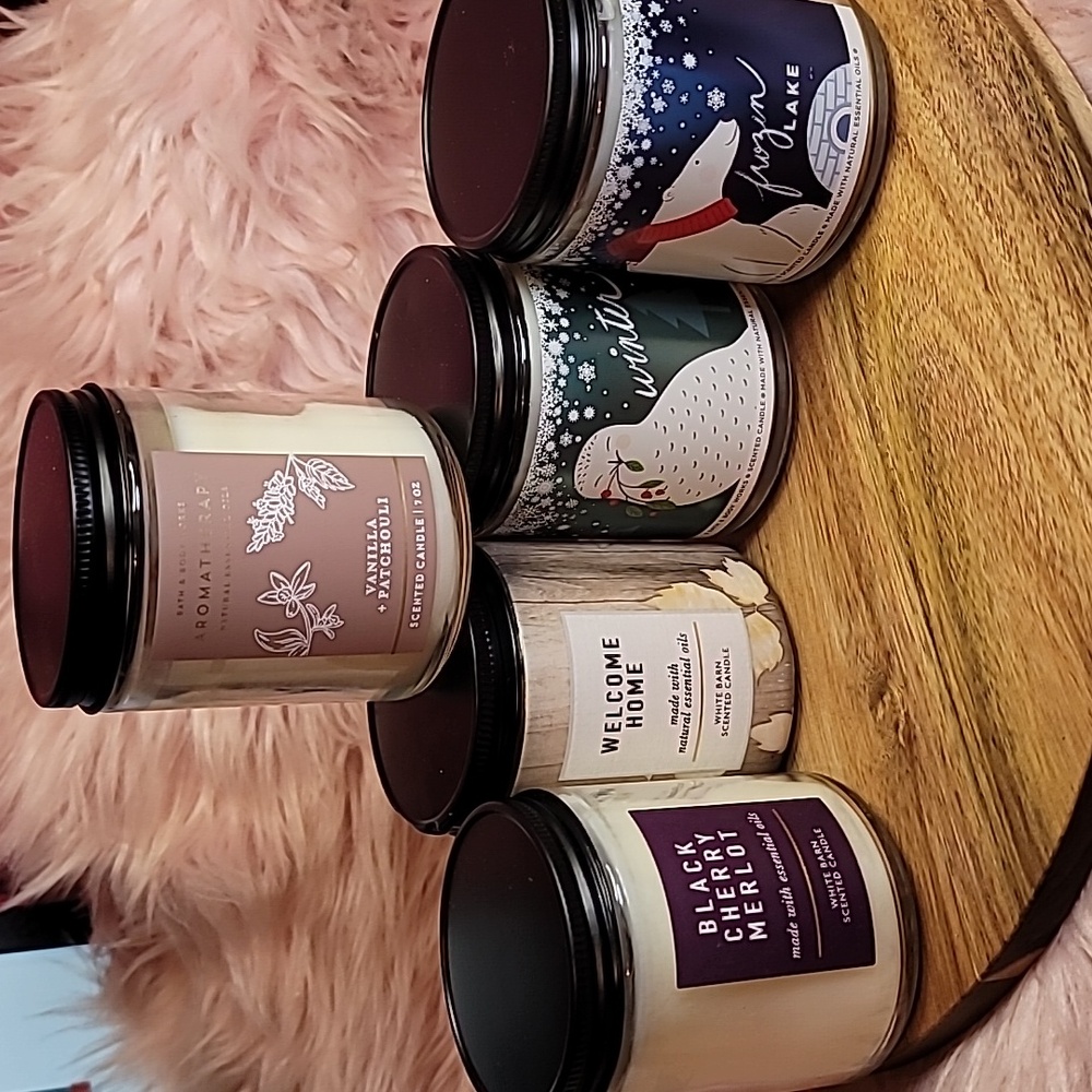 BATH AND BODY CANDLE